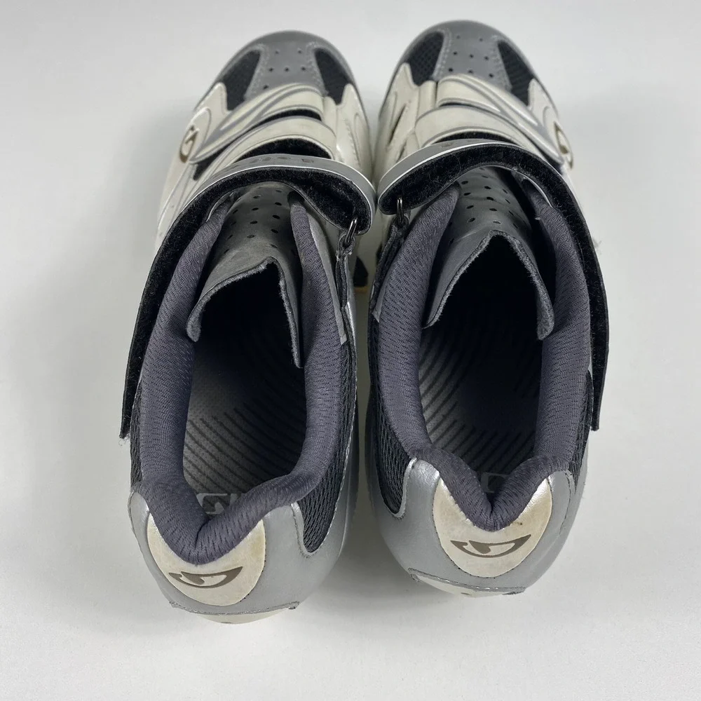GIRO Sante Womens Road Triathlon Cycling Shoes White Silver Size 8.25 EU 40